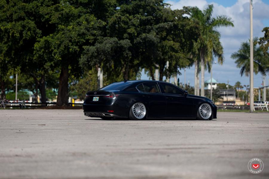  Lexus GS on Vossen Wheels (LC-106) 2016 года  (фото 57 из 61)